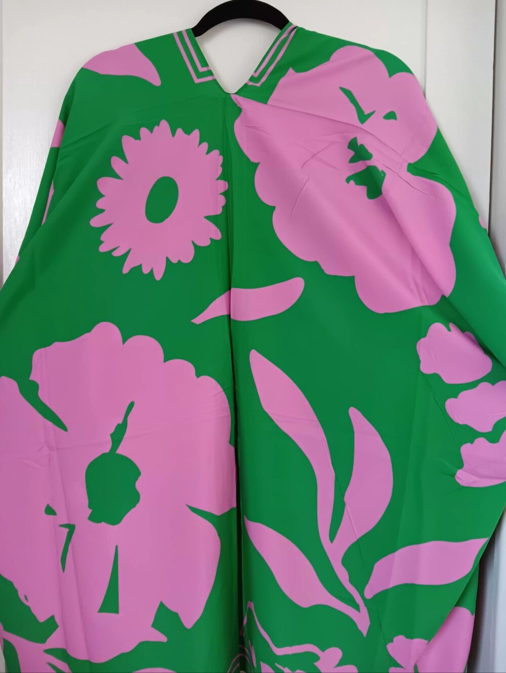 Vibrant Botanic Print Kimono - Picture 7 of 11